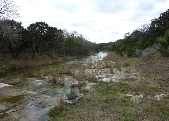 Home for sale at 17032 Scenic Loop Road in Helotes, TX — photo 3