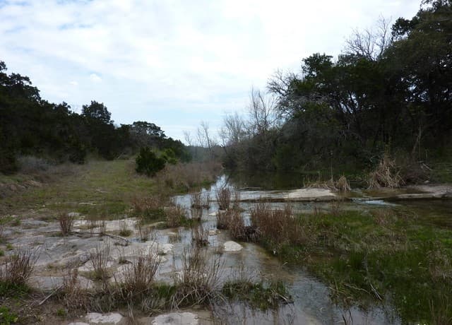 Home for sale at 17032 Scenic Loop Road in Helotes, TX — photo 4