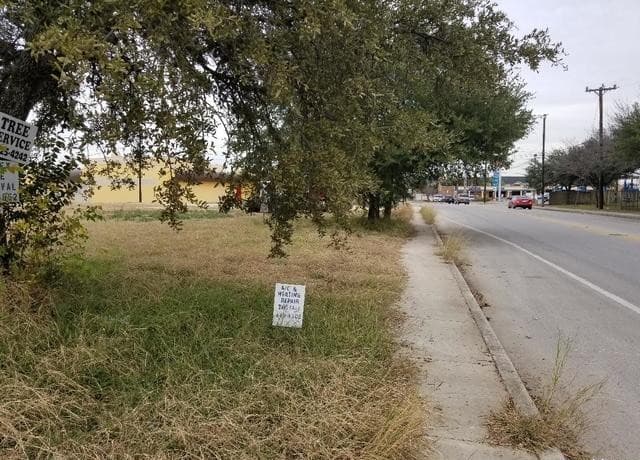 rental at 3281 Timber View Dr in San Antonio, TX — photo 5