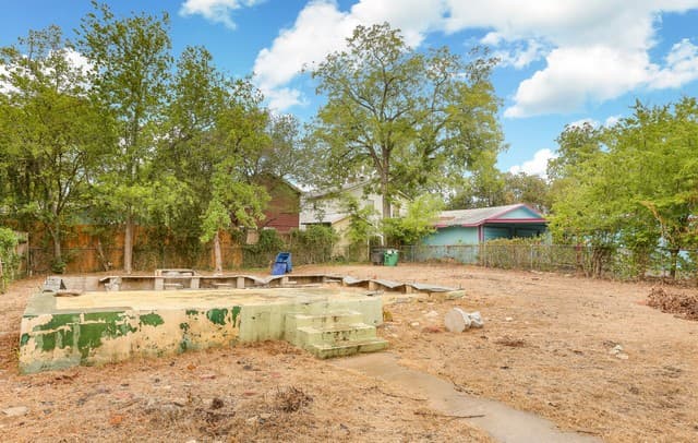 rental at 809 Eleanor Ave in San Antonio, TX — photo 3