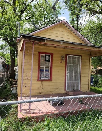 1-bedroom rental at 119 Jesus Aly in San Antonio, TX — photo 1