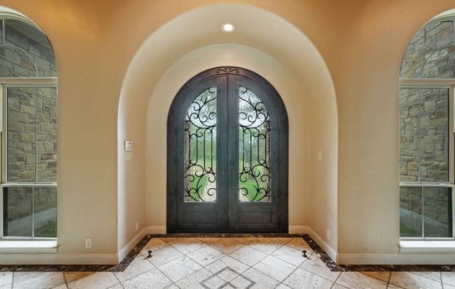 Home for sale at 10651 Kosub Ln in San Antonio, TX — photo 5