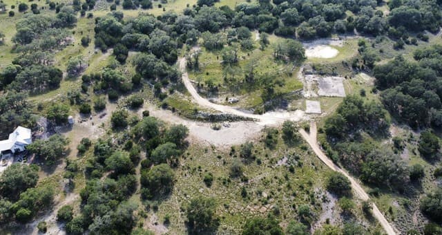 rental at 104 Caprock Cir in Boerne, TX — photo 3