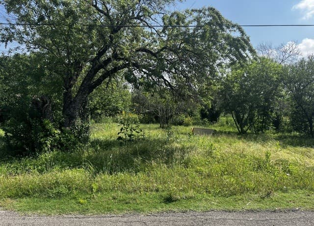 rental at 438 Hampton St in San Antonio, TX — photo 4