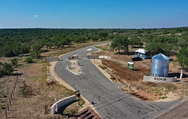 rental at LOT 13 Grand Ranch in Hondo, TX — photo 1