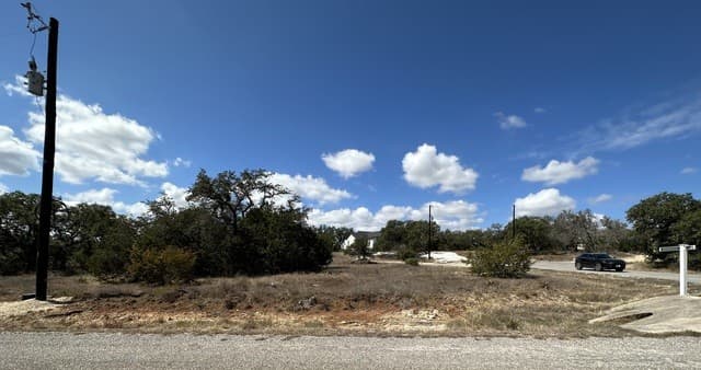 rental at 101 David Renfro in Blanco, TX — photo 3
