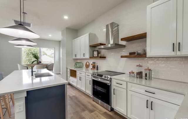3-bedroom rental at 315 Cincinnati Ave #101 in San Antonio, TX — photo 5
