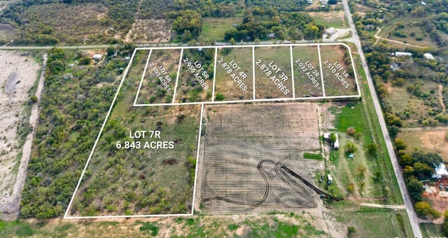 rental at 19101 Fm 463 in Natalia, TX — photo 5