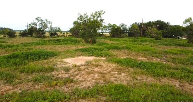rental at TBD Hwy 173 N in Hondo, TX — photo 4