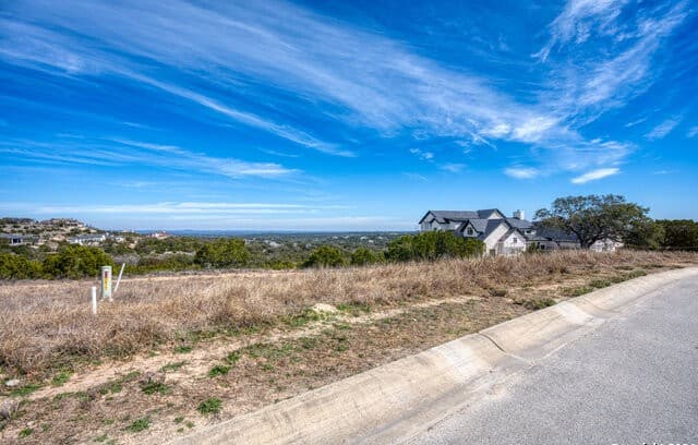 rental at 32 Las Campanas in Boerne, TX — photo 5
