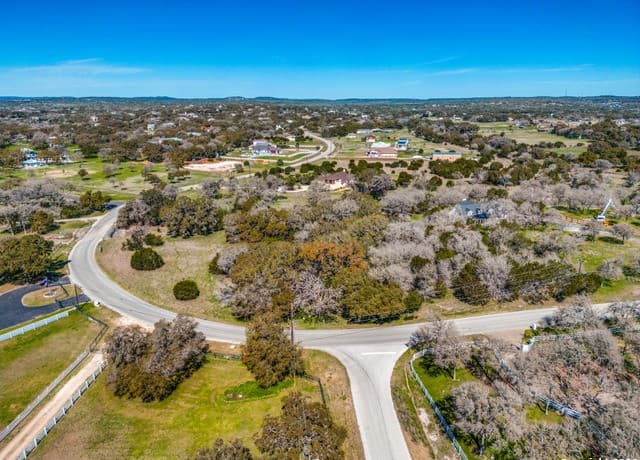 rental at 7911 Silver Spur Trail in Boerne, TX — photo 1