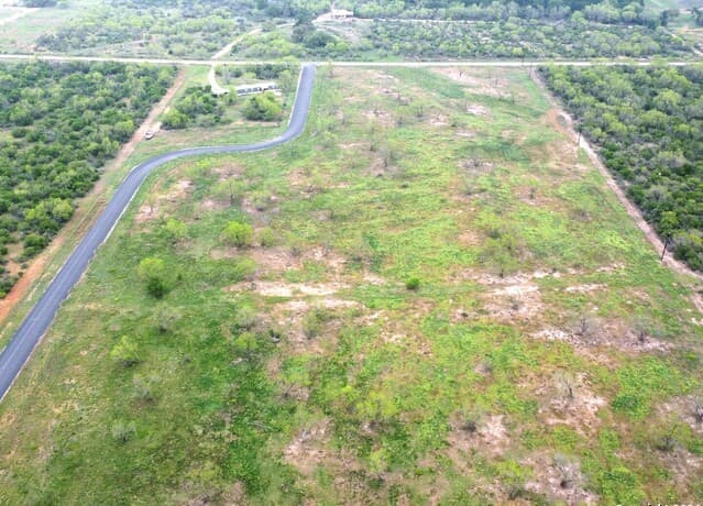 rental at TBD Desert Willow Dr. in Hondo, TX — photo 4