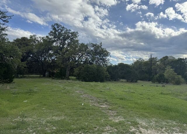 rental at 23 Coughran Rd in Boerne, TX — photo 1