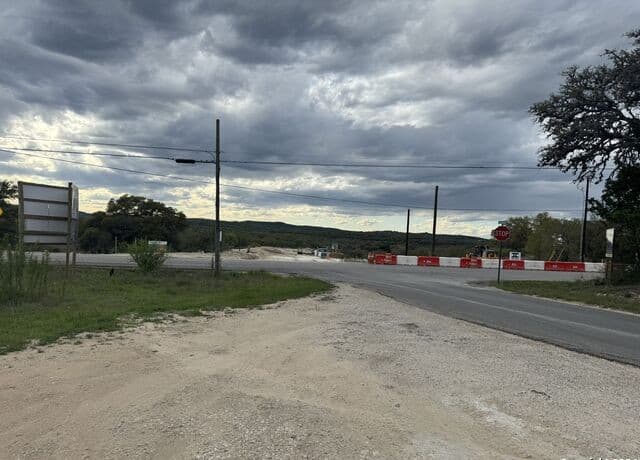 rental at 23 Coughran Rd in Boerne, TX — photo 3