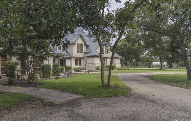 Home for sale at 104 Sentido in Boerne, TX — photo 4