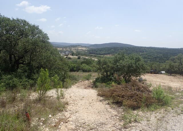 rental at 30 Canyon Rim in Helotes, TX — photo 2