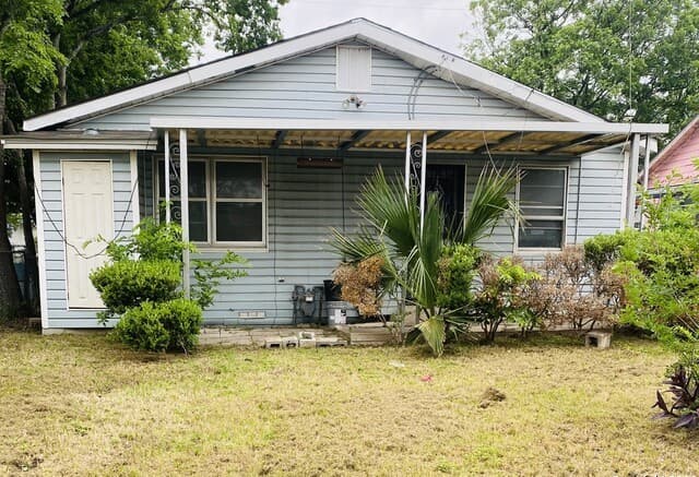 3-bedroom rental at 1326 NW 23rd St in San Antonio, TX — photo 1