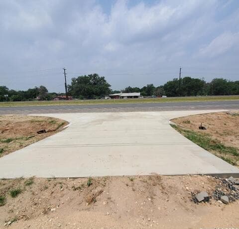 rental at 23302 LOT1 US Highway 281 S LOT 1 in San Antonio, TX — photo 4