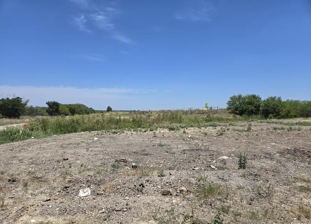 rental at 12734 Us Highway 90 in San Antonio, TX — photo 3