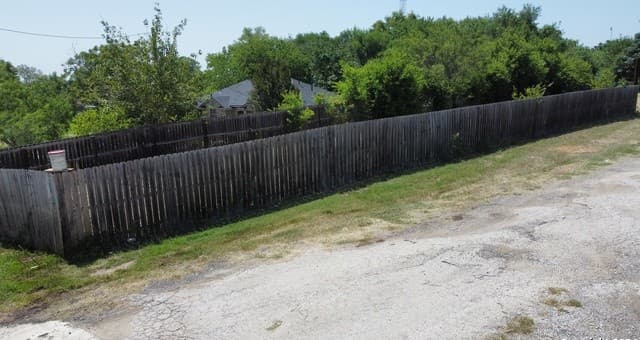 rental at 2602 Hicks Avenue in San Antonio, TX — photo 1