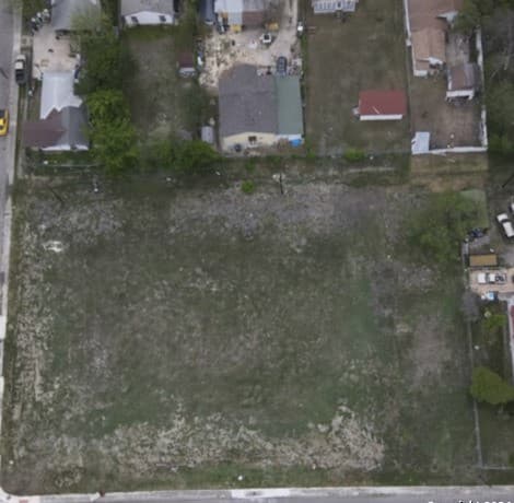 rental at 0 Monterey St in San Antonio, TX — photo 2