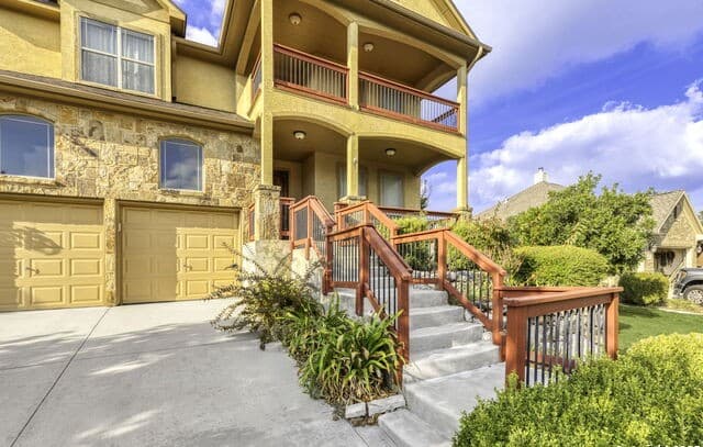Home for sale at 1007 Boulder Cyn in San Antonio, TX — photo 2