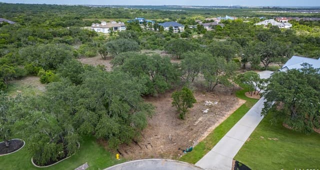 rental at 13402 Lucas Cir in San Antonio, TX — photo 5