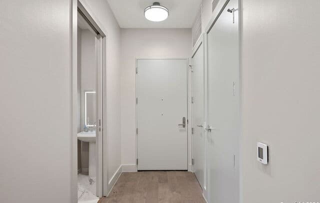 1-bedroom rental at 123 Lexington Ave Unit 1308 in San Antonio, TX — photo 5
