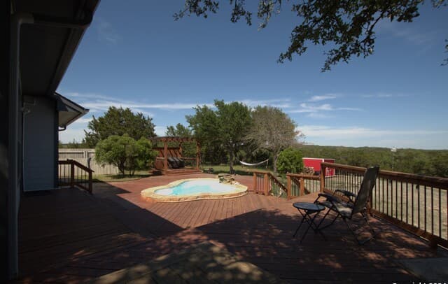 3-bedroom rental at 354 Thoroughbred in Spring Branch, TX — photo 1