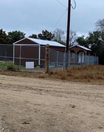 1-bedroom rental at 475 Skyline Dr in Bandera, TX — photo 3