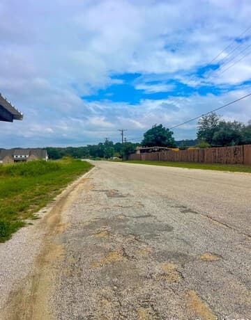 rental at 140 Lone Star Dr in Poteet, TX — photo 4