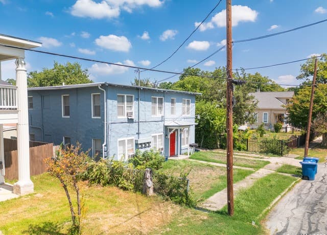 rental at 217 Lotus St in San Antonio, TX — photo 5