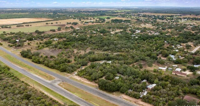 rental at TBD Highway 90 in Castroville, TX — photo 4
