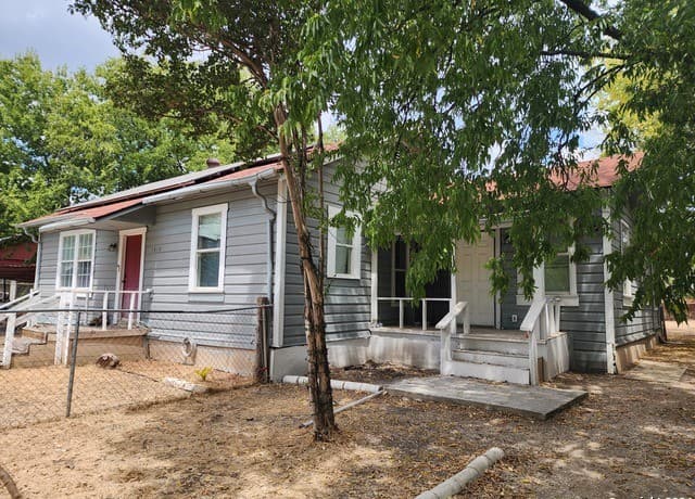 rental at 1419 Alametos in San Antonio, TX — photo 1
