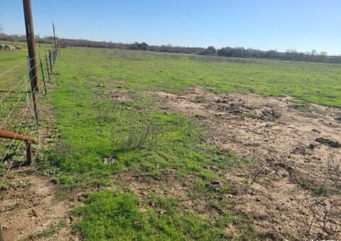 rental at TBD TRACT 2 St Hwy 119 in Stockdale, TX — photo 2