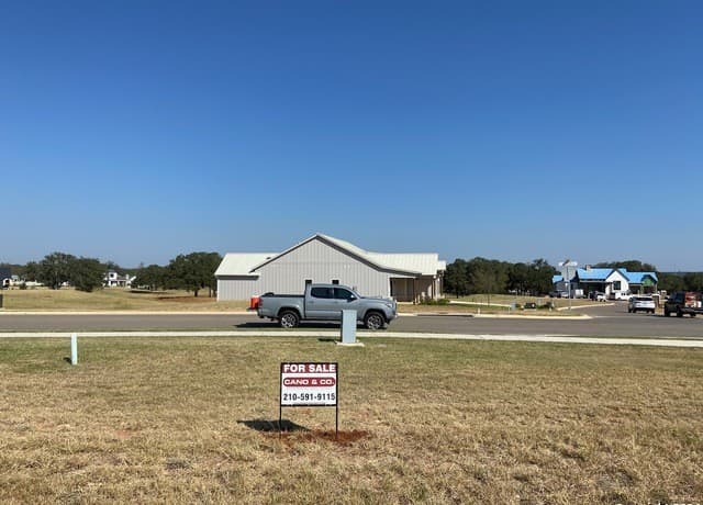 rental at 401 Interlaken in Fredericksburg, TX — photo 4
