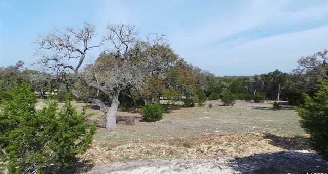rental at 325 Vista View Dr in Boerne, TX — photo 2