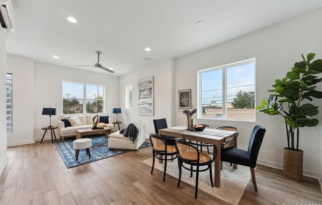 2-bedroom rental at 1735 W Gramercy Pl #302 in San Antonio, TX — photo 3