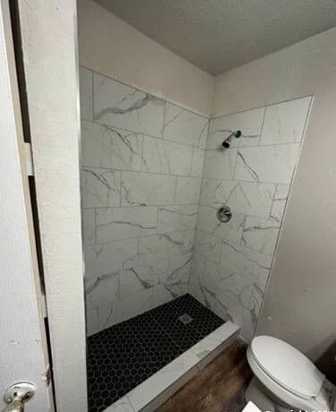 3-bedroom rental at 10765 State Highway 16 in Poteet, TX — photo 5