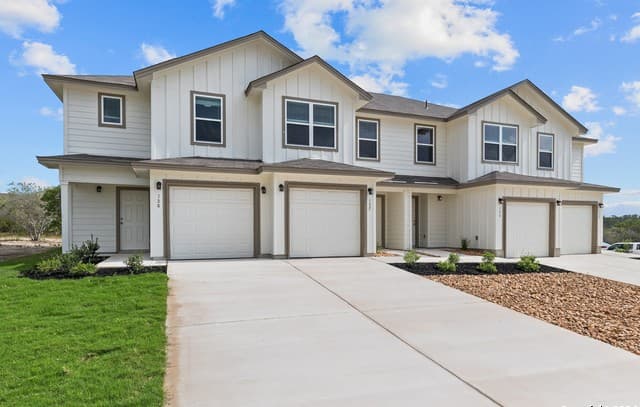rental at 124-128-132-136 Bonnie Bend in San Antonio, TX — photo 2