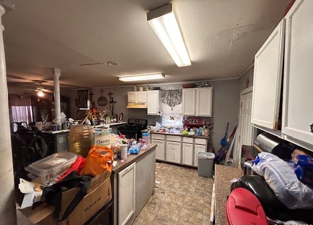 3-bedroom rental at 1035 Dakota St in San Antonio, TX — photo 3