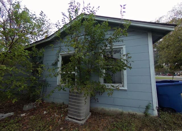 2-bedroom rental at 234 Kashmuir Pl in San Antonio, TX — photo 3