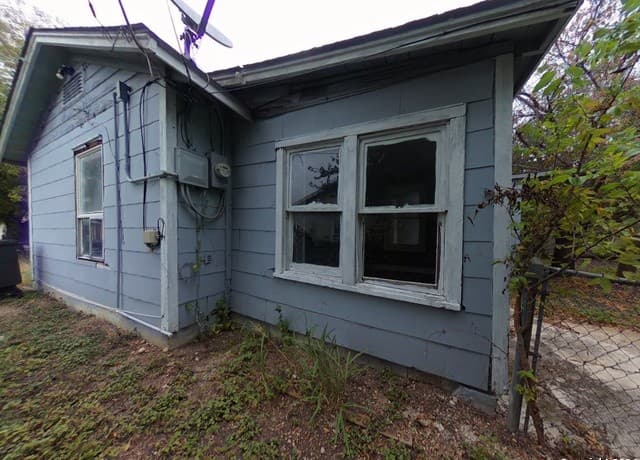 2-bedroom rental at 234 Kashmuir Pl in San Antonio, TX — photo 5