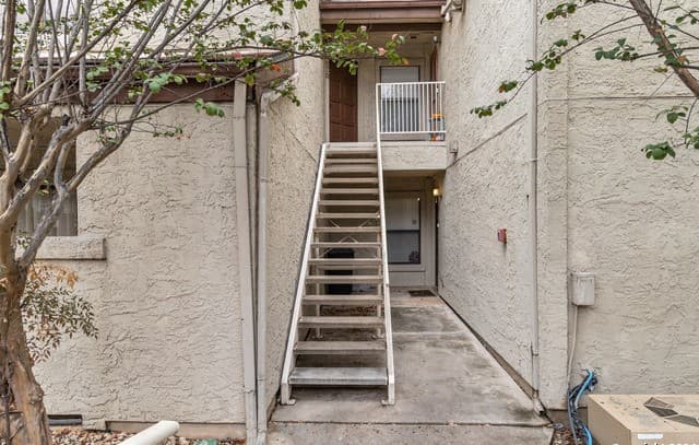 2-bedroom rental at 5322 Medical Dr Unit B-203 in San Antonio, TX — photo 2