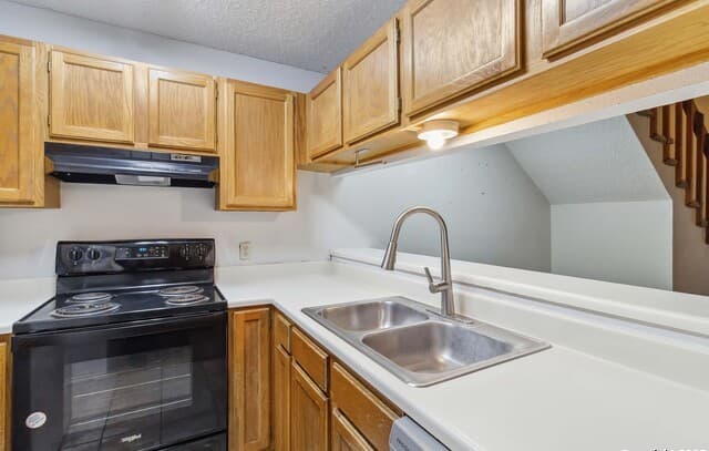 2-bedroom rental at 5322 Medical Dr Unit B-203 in San Antonio, TX — photo 5
