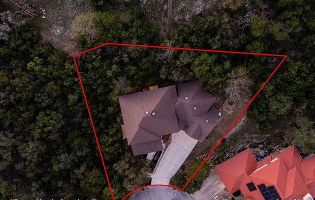 Home for sale at 11229 Cave Creek in Helotes, TX — photo 5