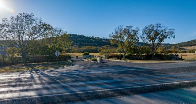 rental at 259 Lookout Point N in Comfort, TX — photo 2