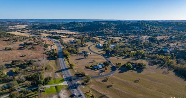 rental at 259 Lookout Point N in Comfort, TX — photo 5