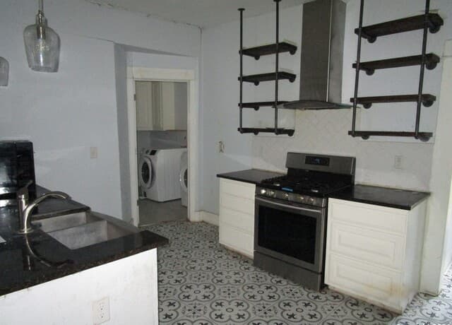 3-bedroom rental at 401 Princeton Ave in San Antonio, TX — photo 4