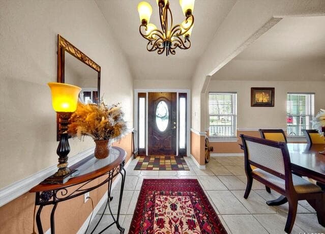 4-bedroom rental at 3010 E FM 1518 South in St Hedwig, TX — photo 3
